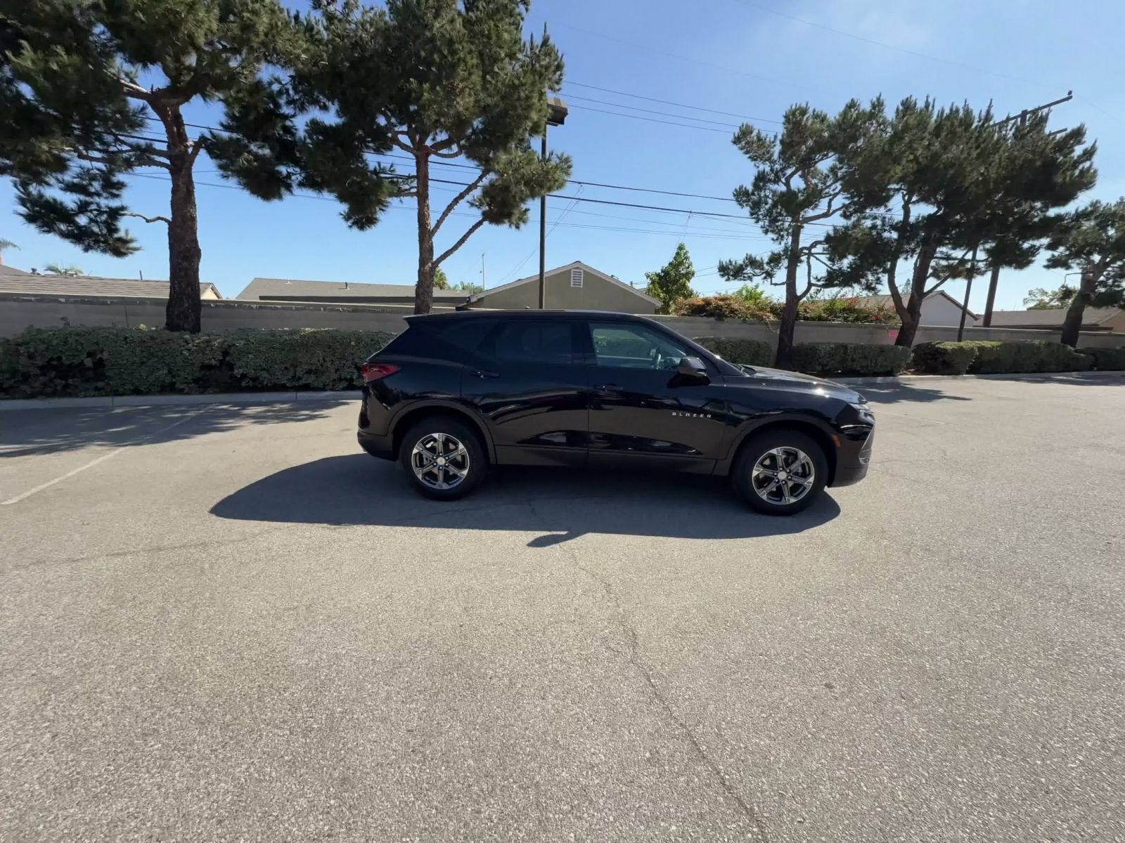 Used 2025 Chevrolet Blazer LT FWD image 15
