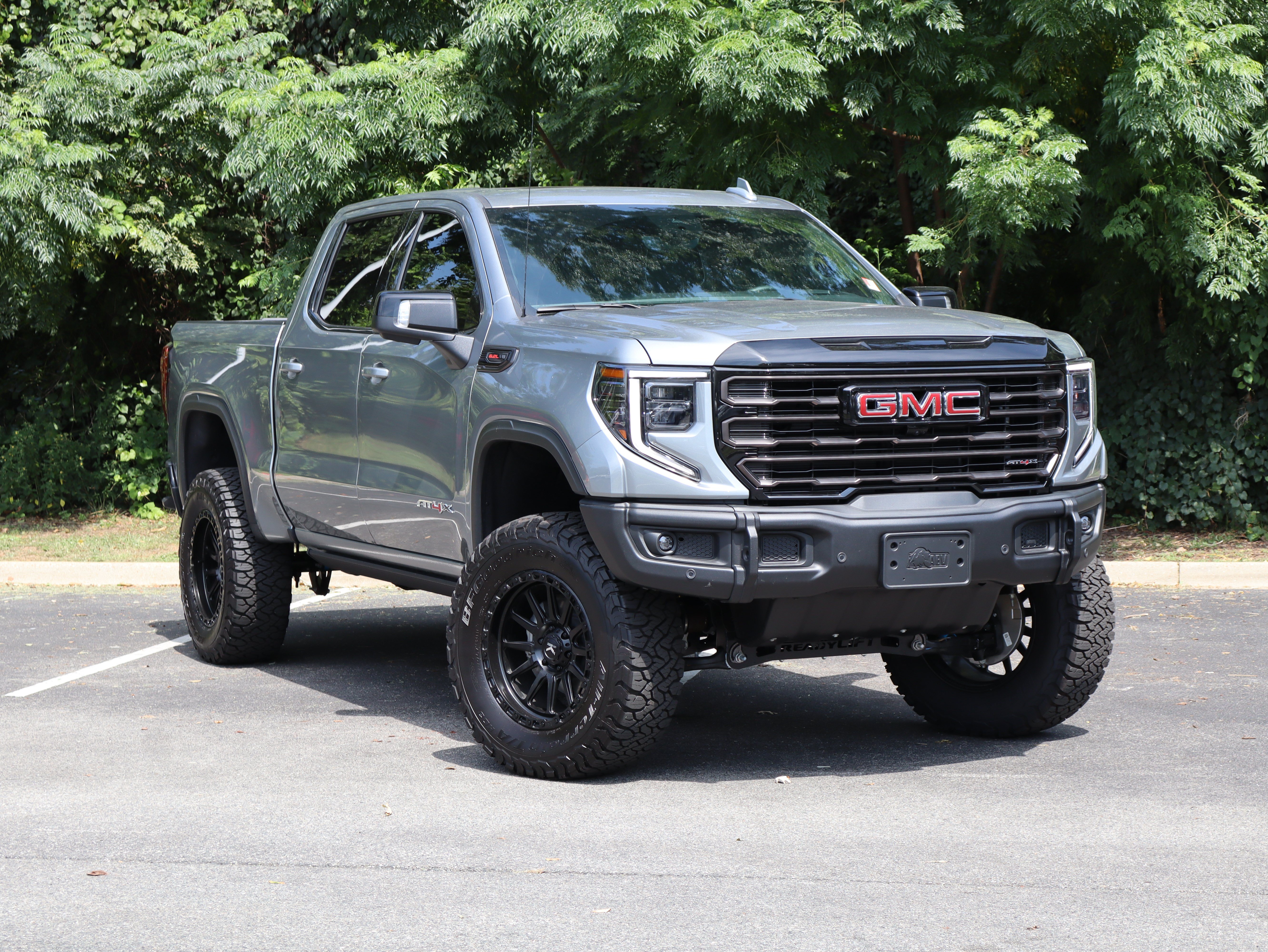 Used 2026 GMC Sierra 1500 AT4X AWD/4WD image 2