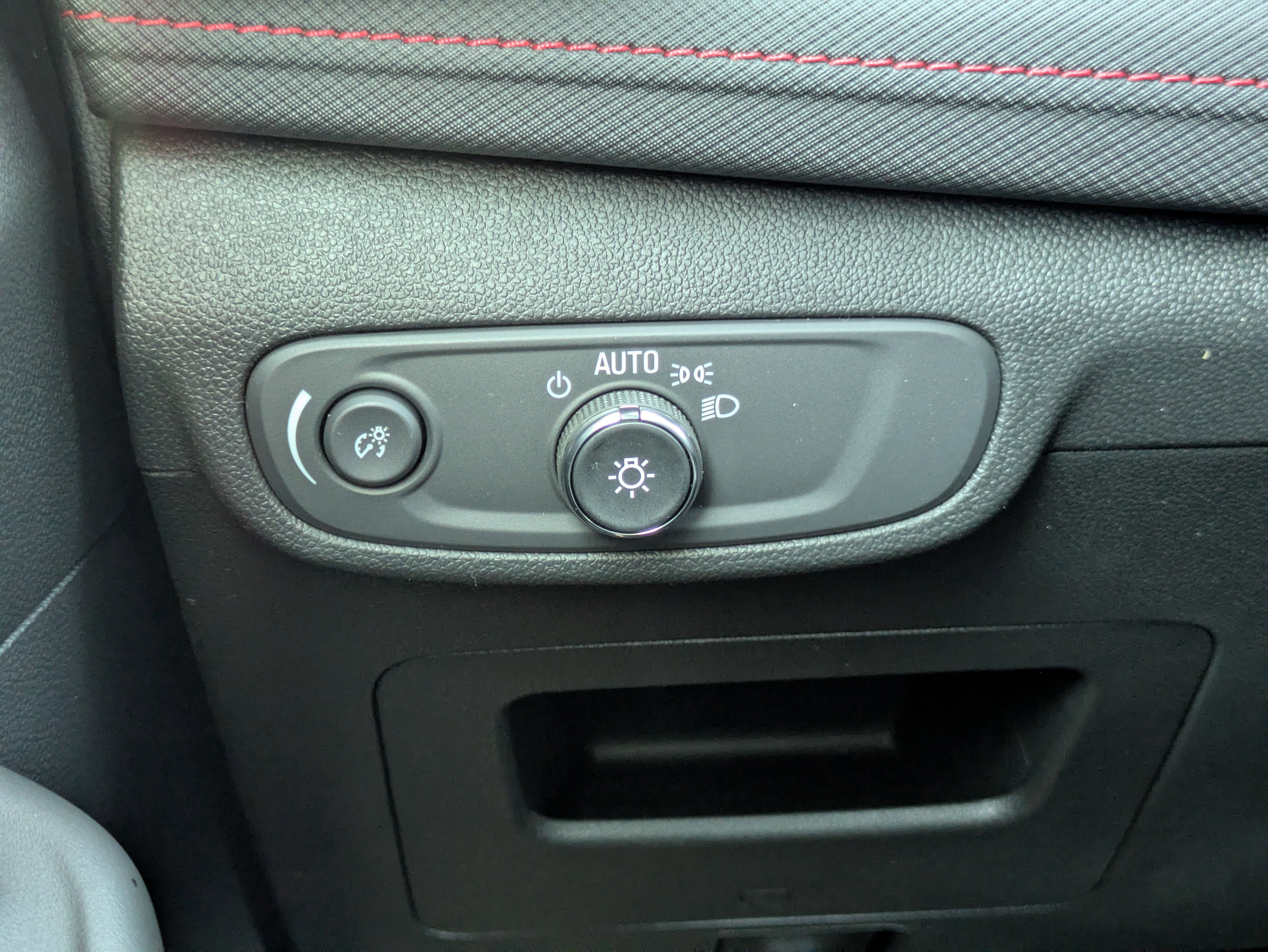 New 2026 Chevrolet TrailBlazer RS image 14