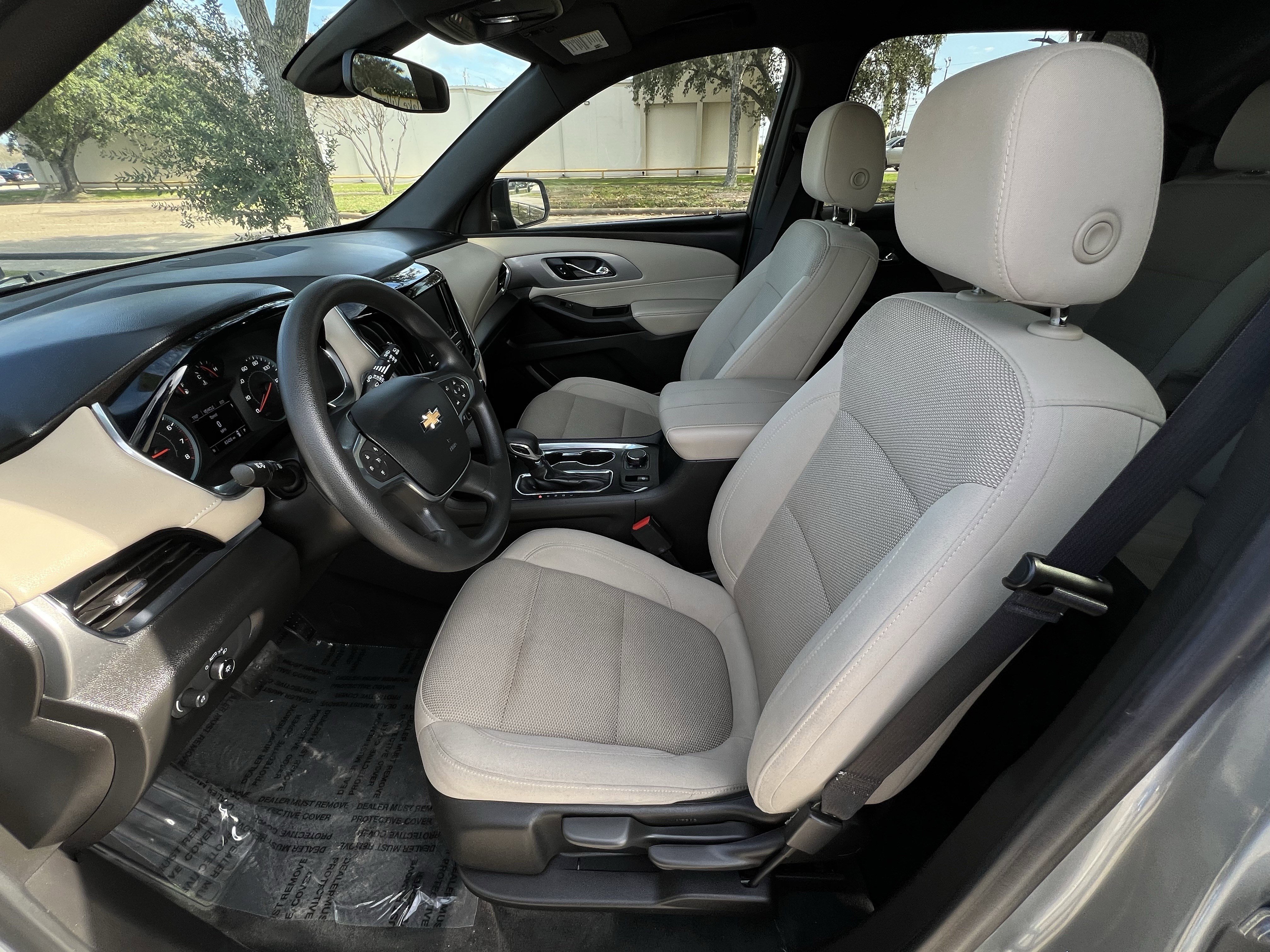 Used 2023 Chevrolet Traverse LS w/ LPO, Cargo Package image 21