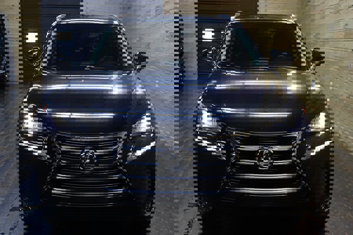 Used 2017 Lexus NX 200t FWD image 7