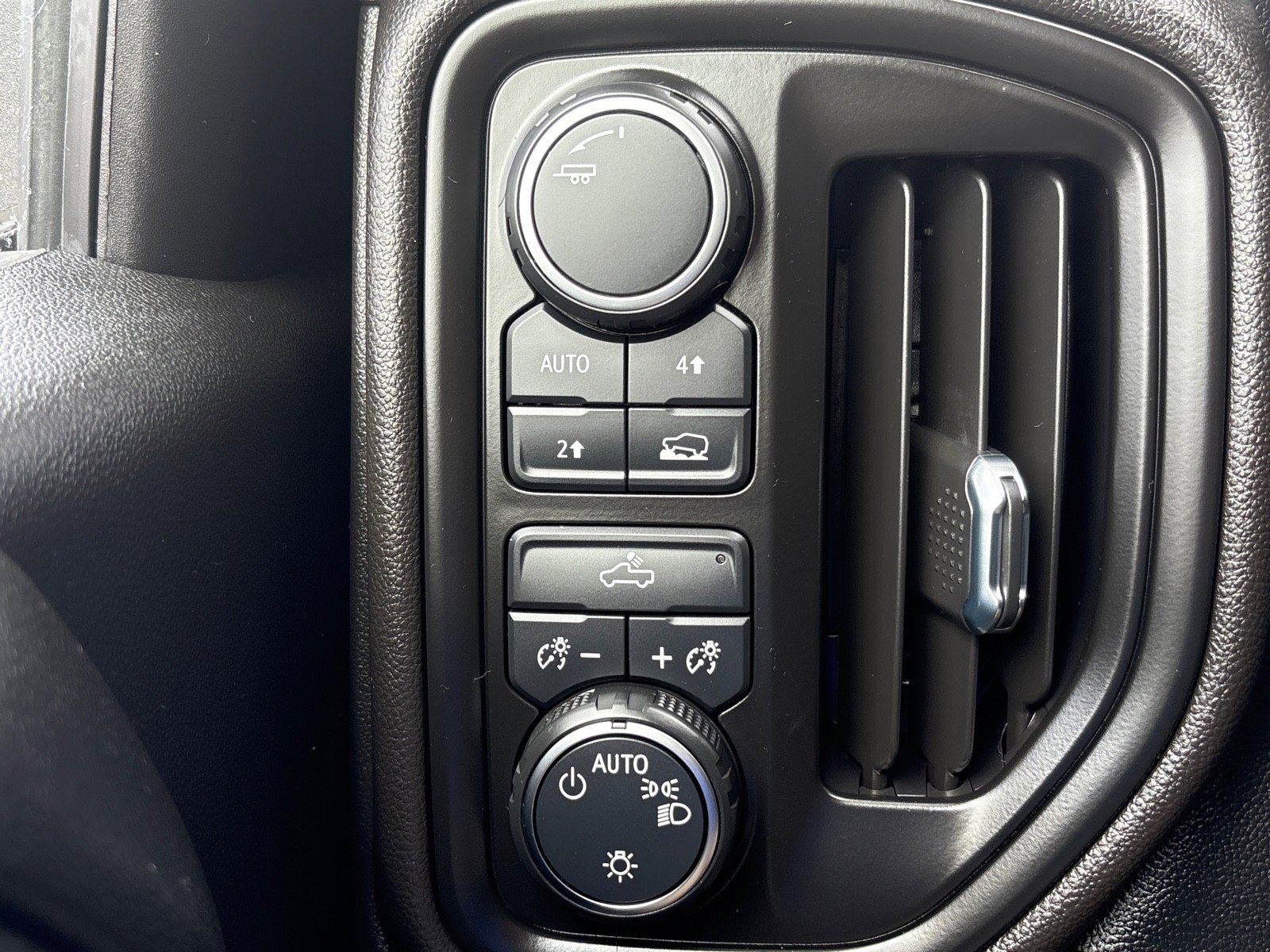 Used 2022 Chevrolet Silverado 1500 W/T w/ WT Value Package image 15