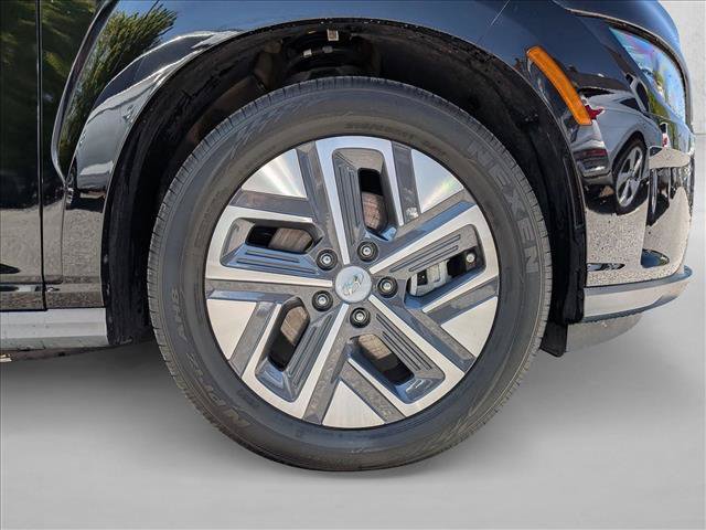 Used 2022 Hyundai Kona SEL w/ Convenience Package FWD image 26