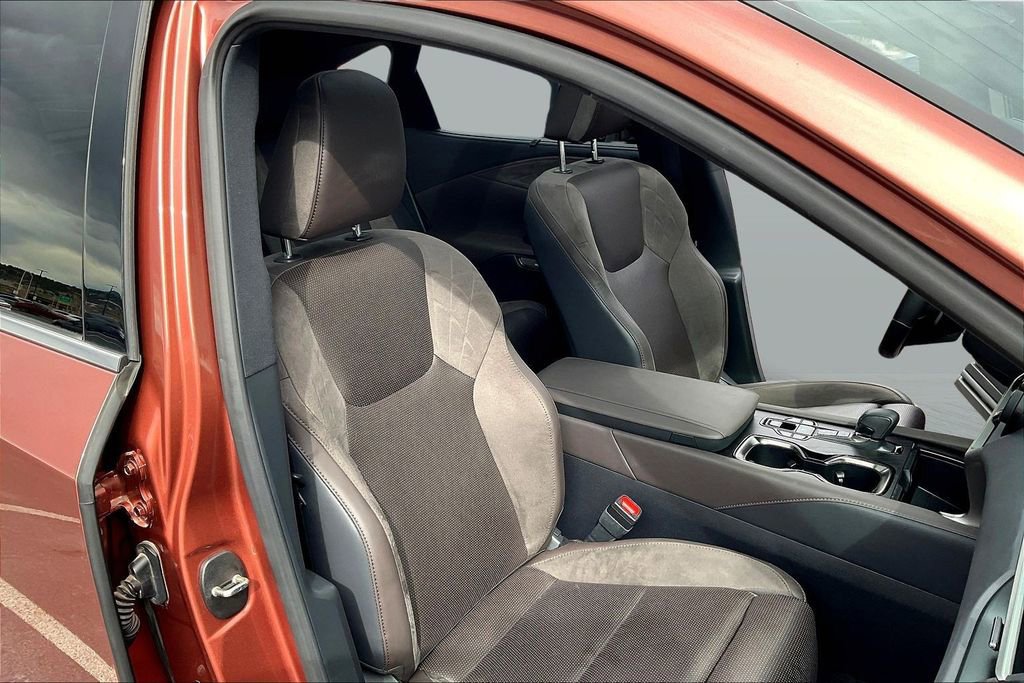 Used 2024 Lexus RX 450h AWD w/ Convenience Package image 29