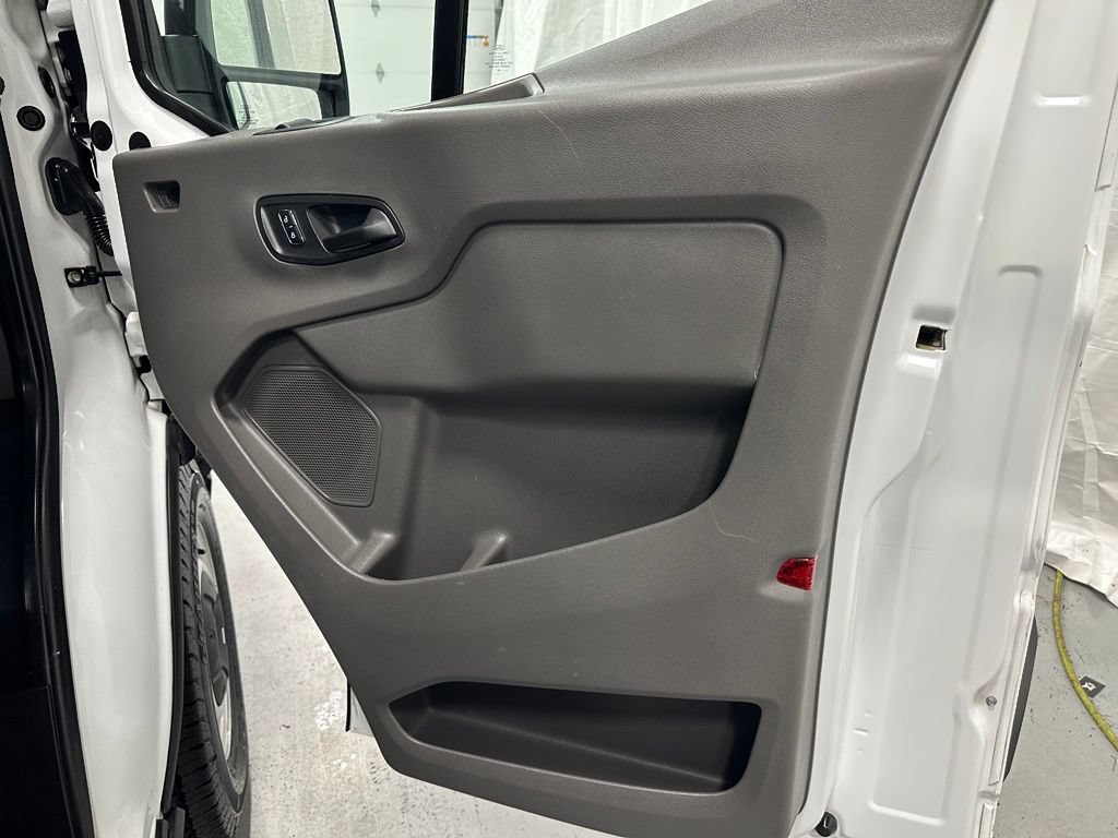 Used 2024 Ford Transit 250 148 Medium Roof w/ Load Area Protection Package RWD image 40