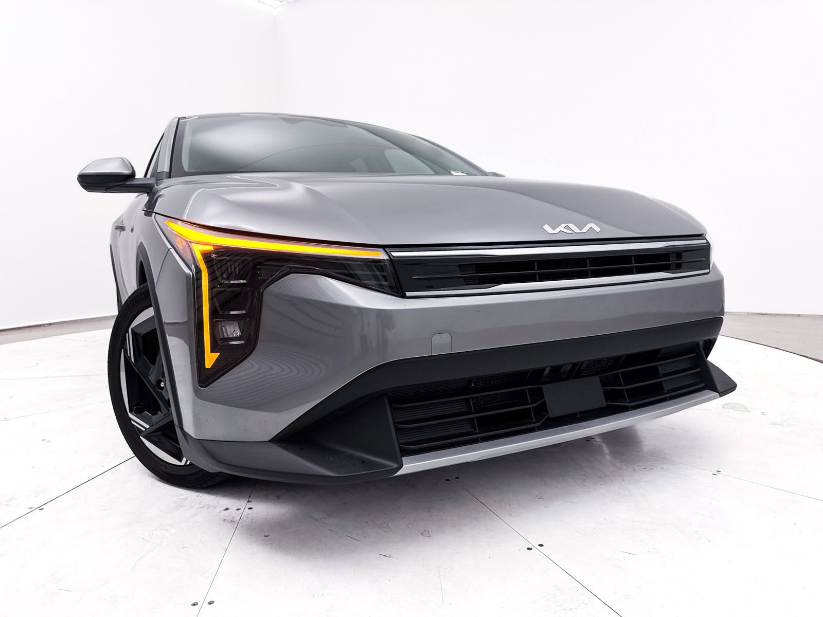 Certified 2025 Kia K4 EX image 5