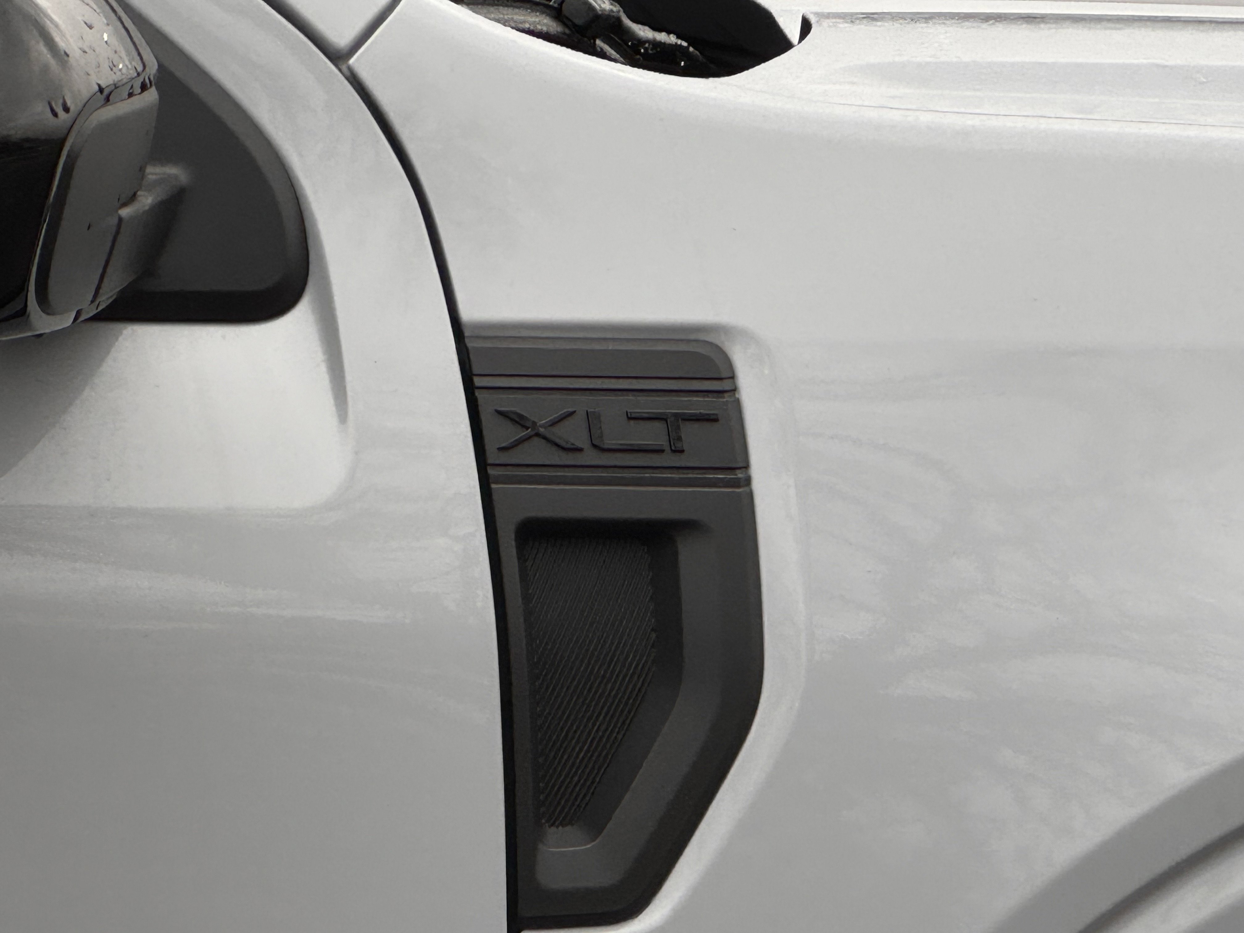 New 2025 Ford Maverick XLT w/ Black Appearance Package image 9