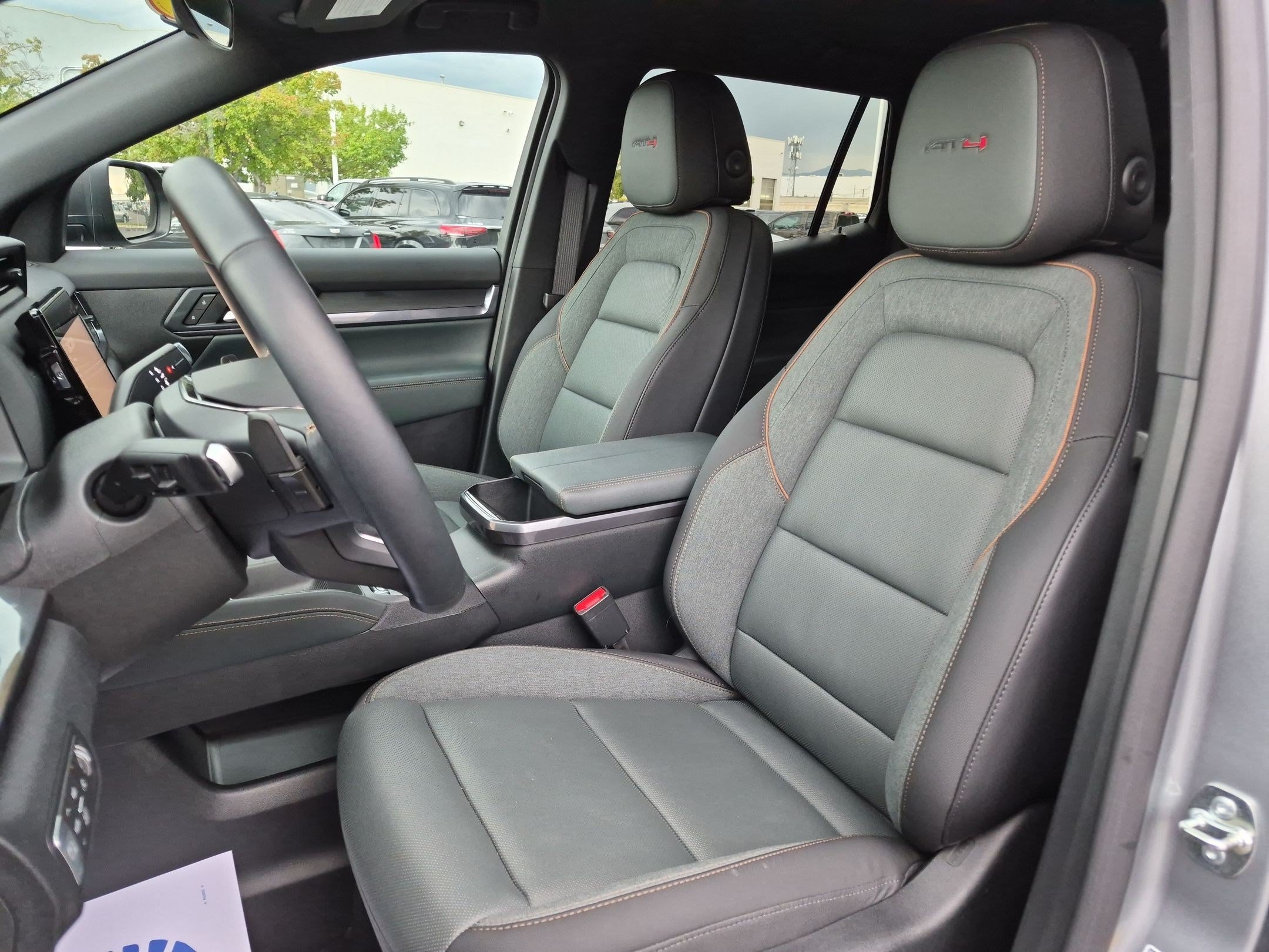Used 2026 GMC Terrain AT4 w/ Convenience Package III AWD/4WD image 25