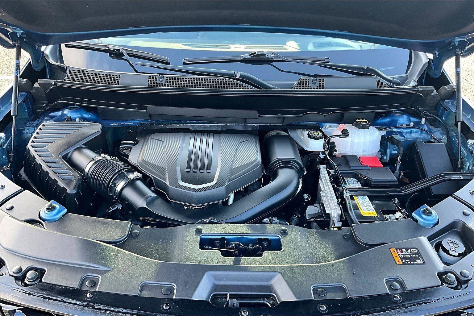 Used 2024 Chevrolet Traverse Z71 w/ Enhanced Driving Package image 11