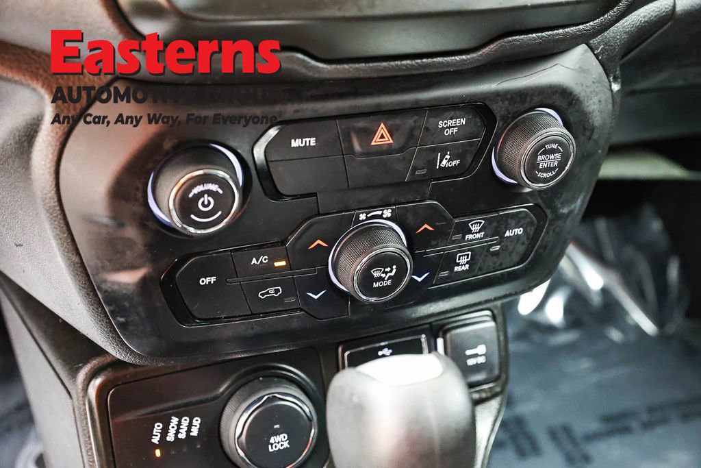 Used 2021 Jeep Renegade Sport AWD/4WD image 19