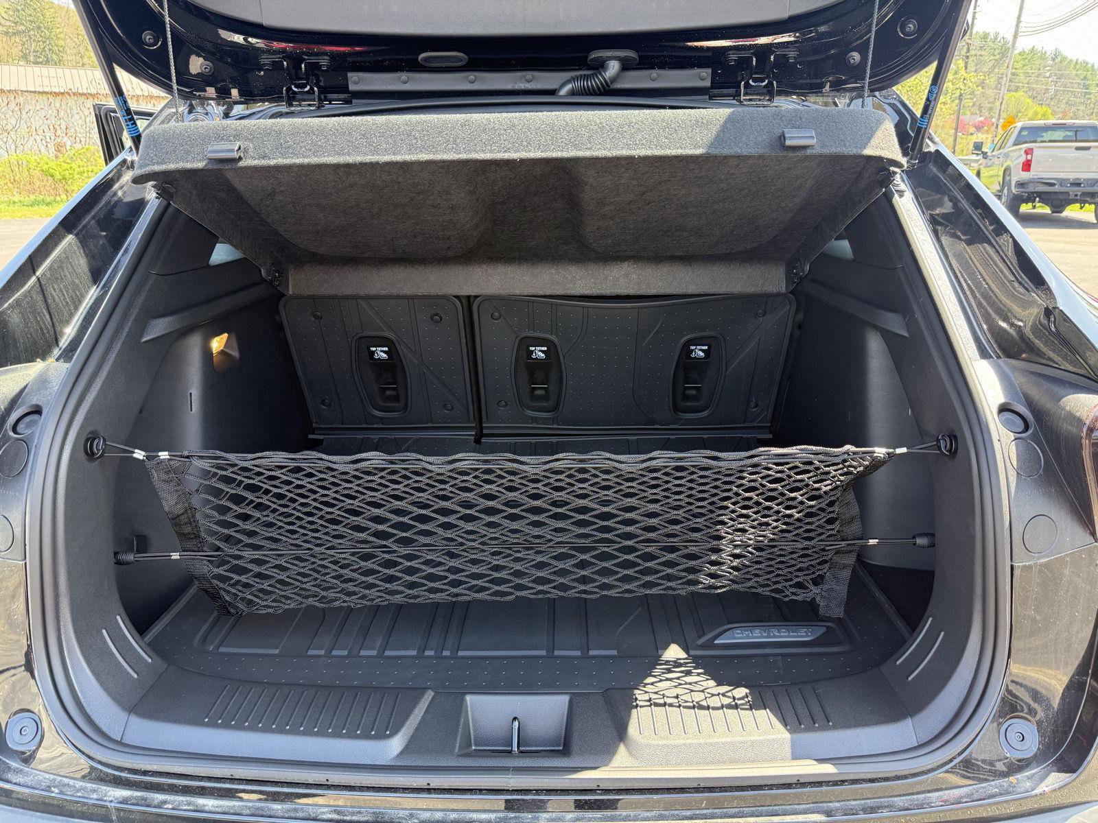 New 2025 Chevrolet Trax RS w/ Driver Confidence Package FWD image 22