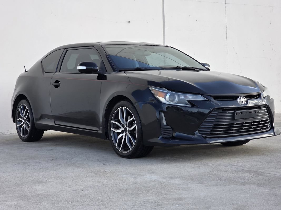 Used 2015 Scion tC FWD image 6