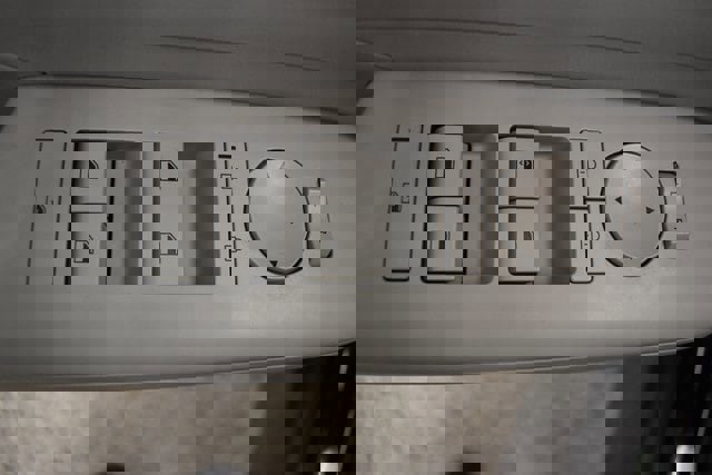 Used 2025 Hyundai Kona SEL image 21