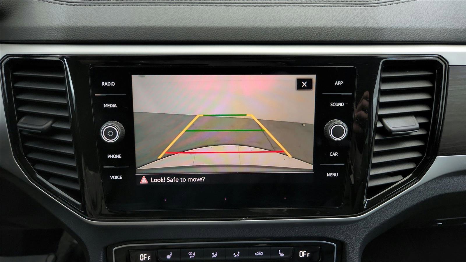 Used 2022 Volkswagen Atlas SE AWD/4WD image 33