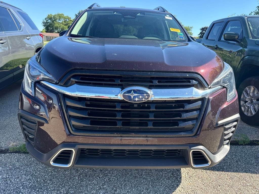 Used 2024 Subaru Ascent Touring AWD/4WD image 2