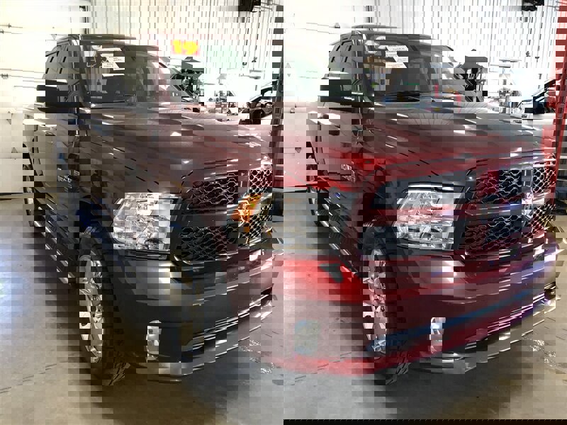 Used 2019 RAM 1500 Express w/ Express Value Package image 4