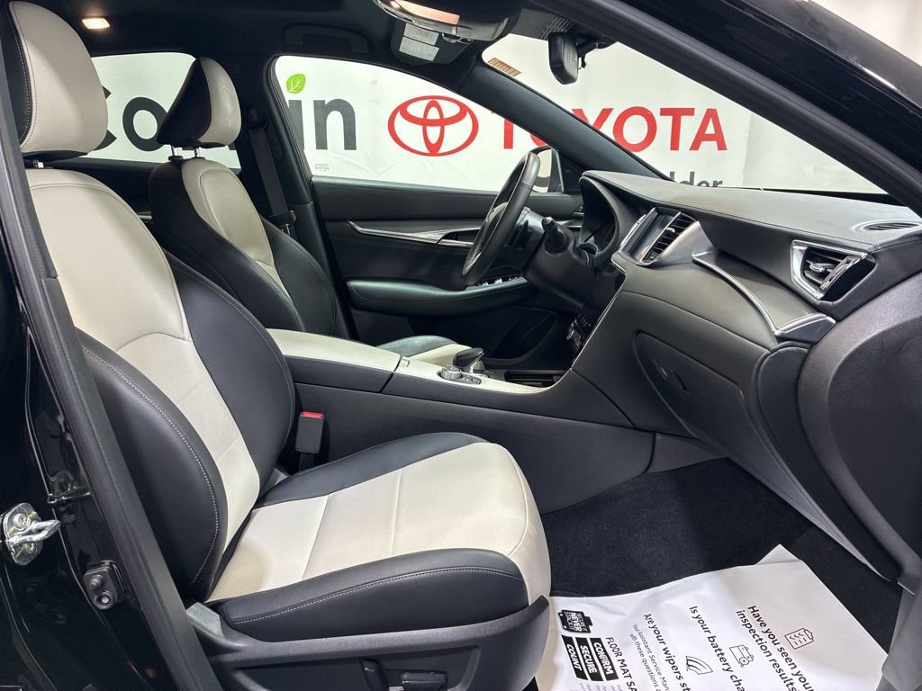 Used 2023 INFINITI QX55 Essential AWD/4WD image 12