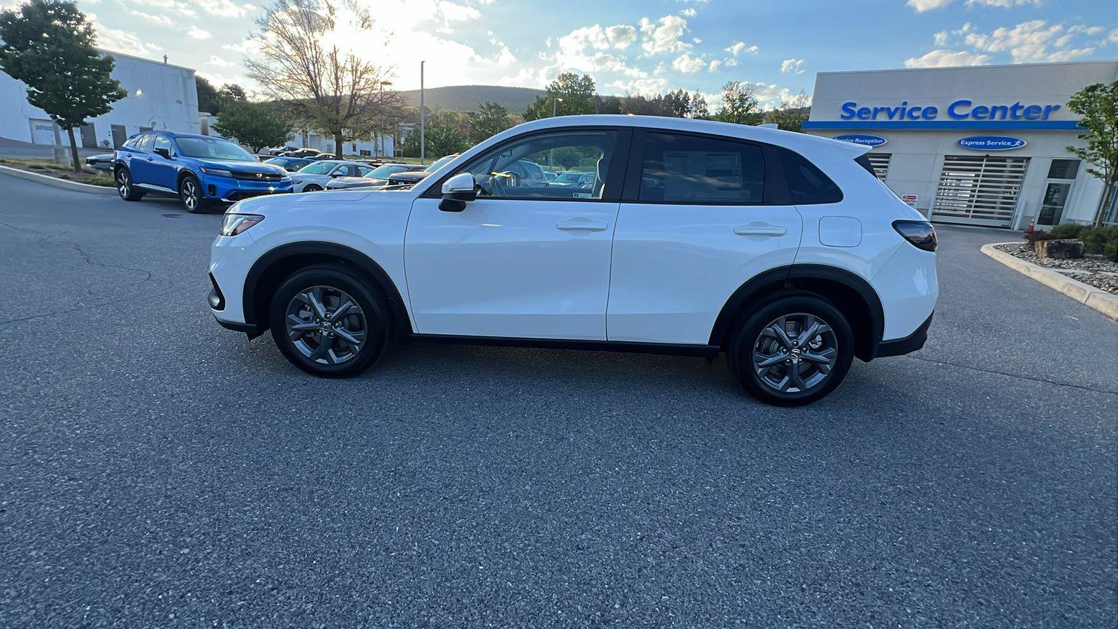 New 2027 Honda HR-V LX image 7