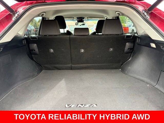 Used 2022 Toyota Venza LE AWD/4WD image 16