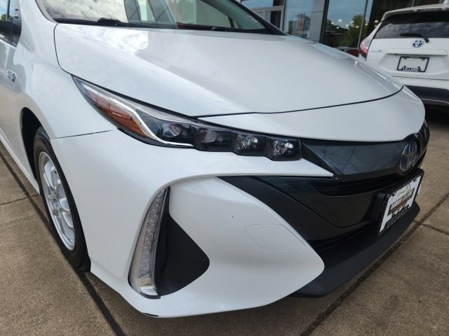 Used 2022 Toyota Prius Prime LE FWD image 6