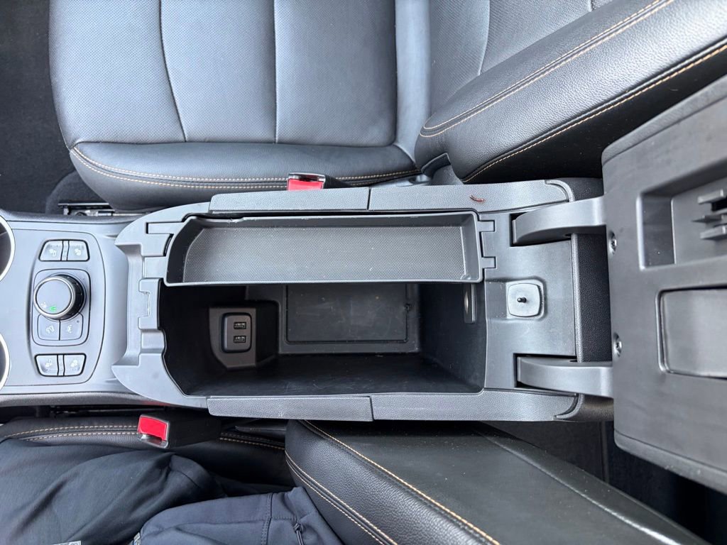 Used 2020 GMC Terrain SLT w/ Preferred Package image 14