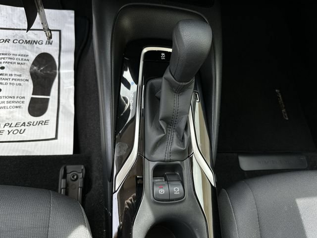 Used 2021 Toyota Corolla LE FWD image 27