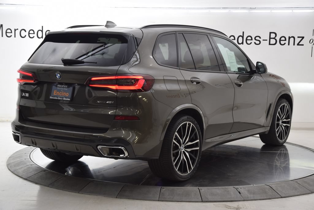 Used 2023 BMW X5 xDrive40i w/ M Sport Package AWD/4WD image 6