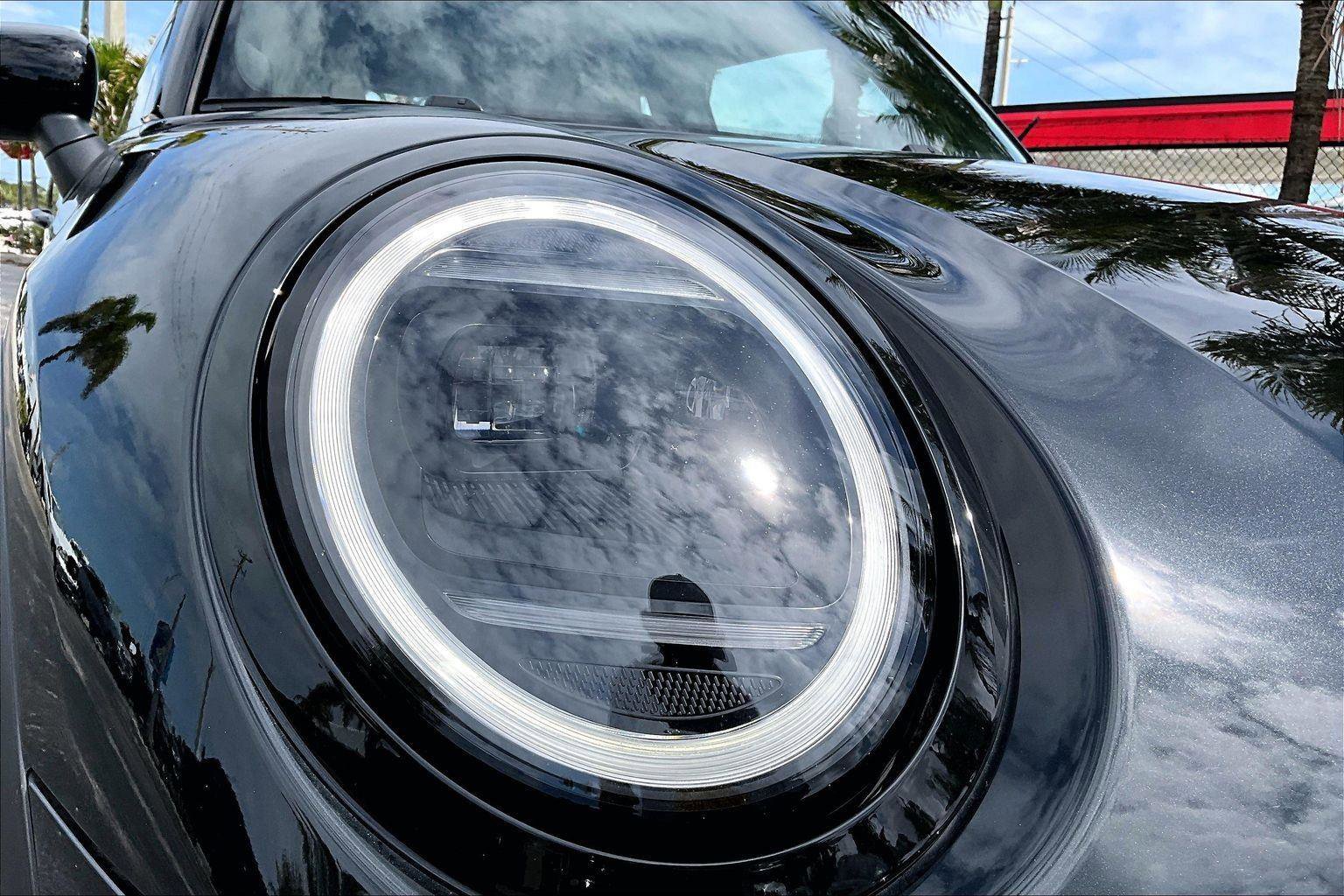 Used 2025 MINI Cooper S FWD image 34