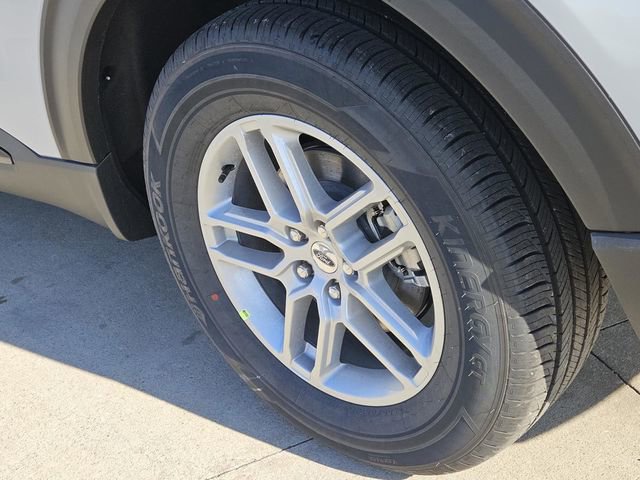 New 2026 Ford Explorer Active w/ Active Comfort Package image 9