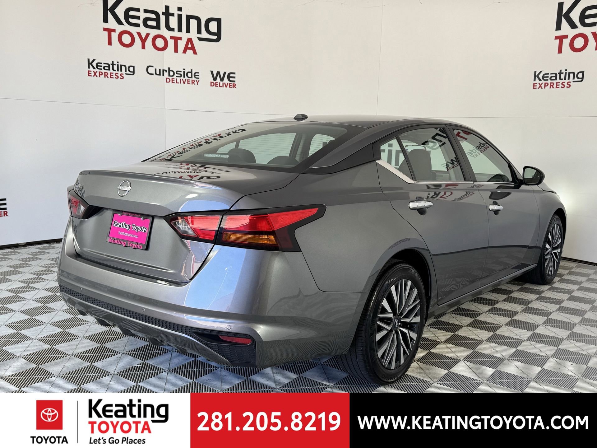 Used 2025 Nissan Altima 2.5 SV image 5