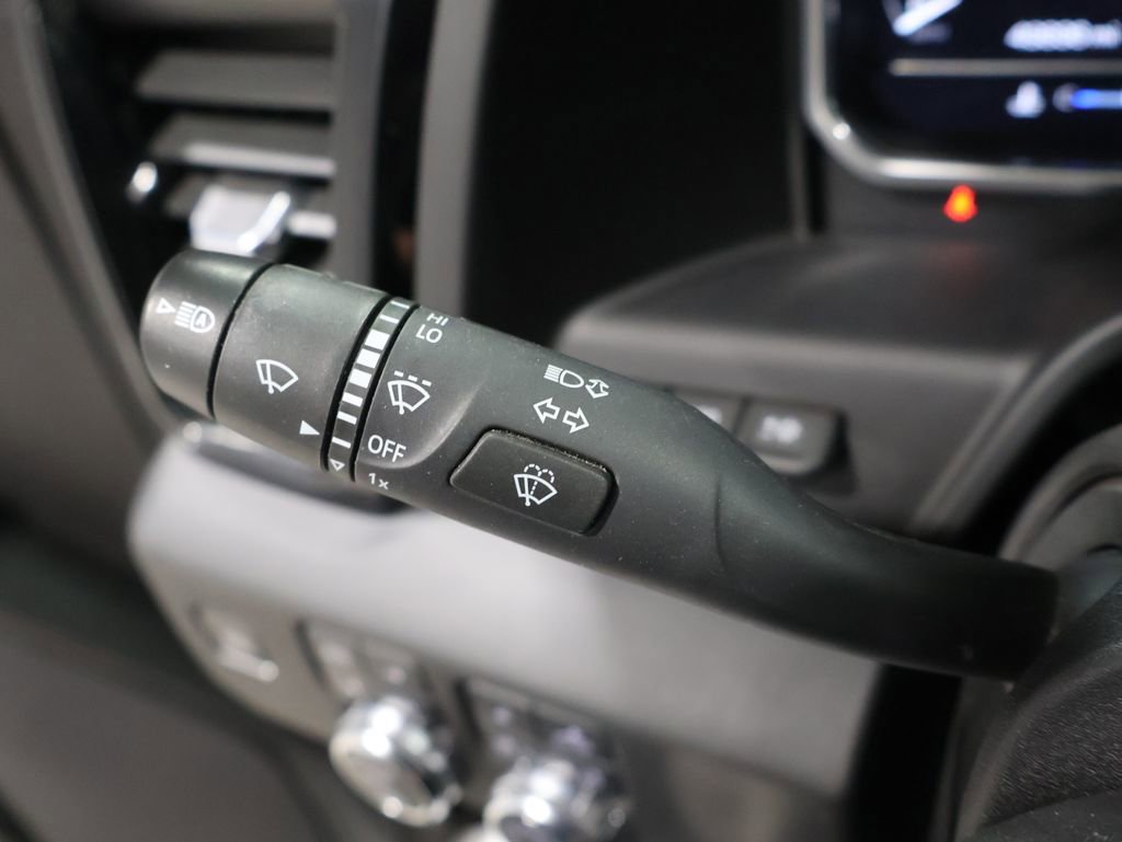 Used 2024 GMC Sierra 1500 AT4 w/ Technology Package image 41