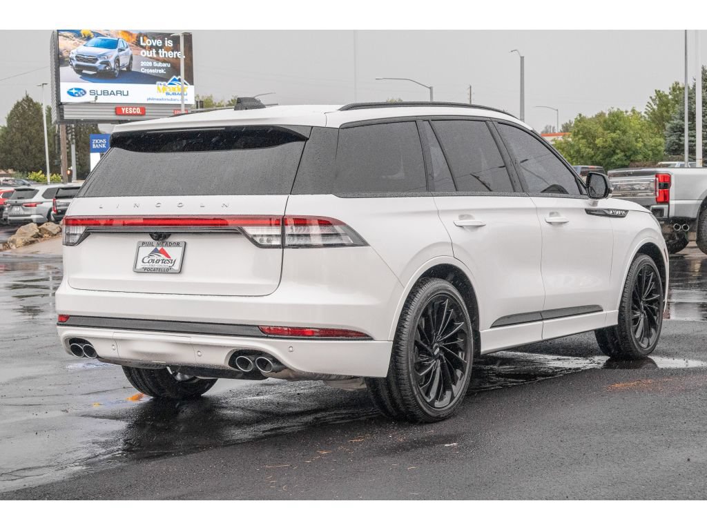 Used 2025 Lincoln Aviator Reserve w/ Equipment Group 201A AWD/4WD image 3