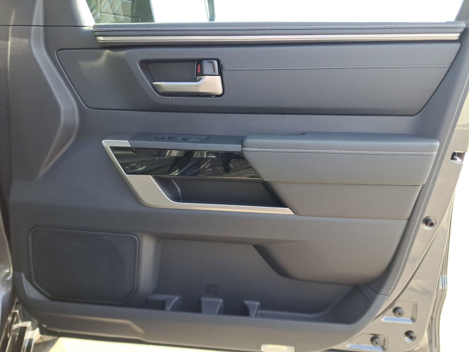 New 2026 Toyota Tundra Limited image 32