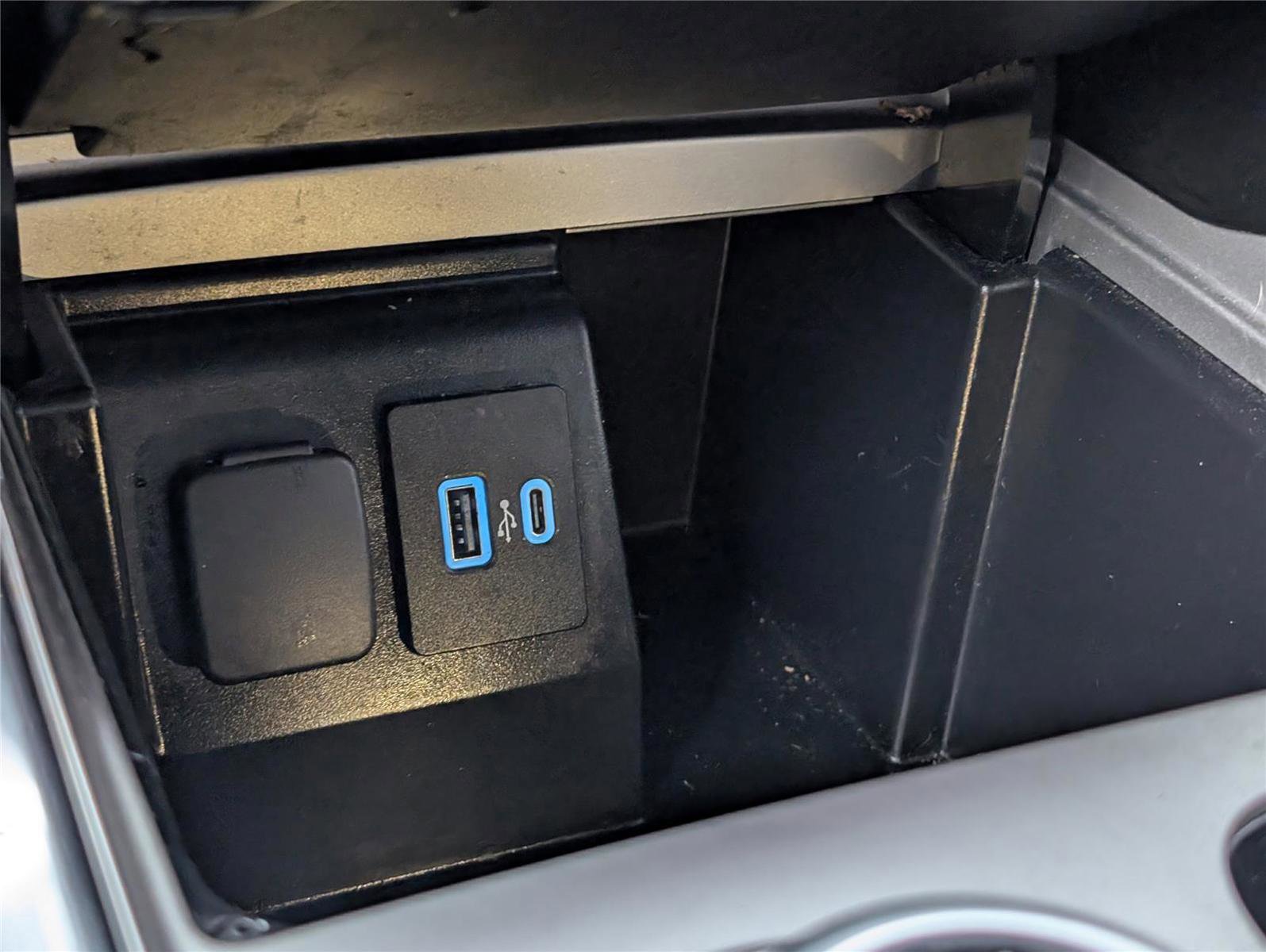 Used 2022 Ford Explorer Timberline image 18