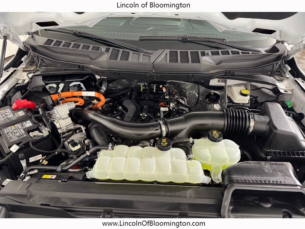 Used 2025 Ford F150 Lariat AWD/4WD image 38