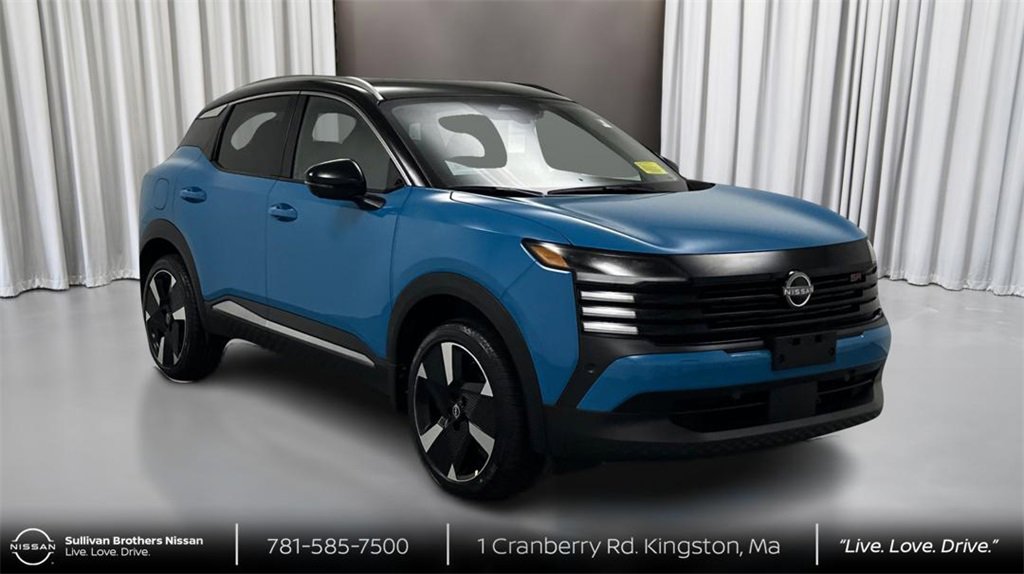 New 2025 Nissan Kicks SR w/ Interior Electronics Package image 3