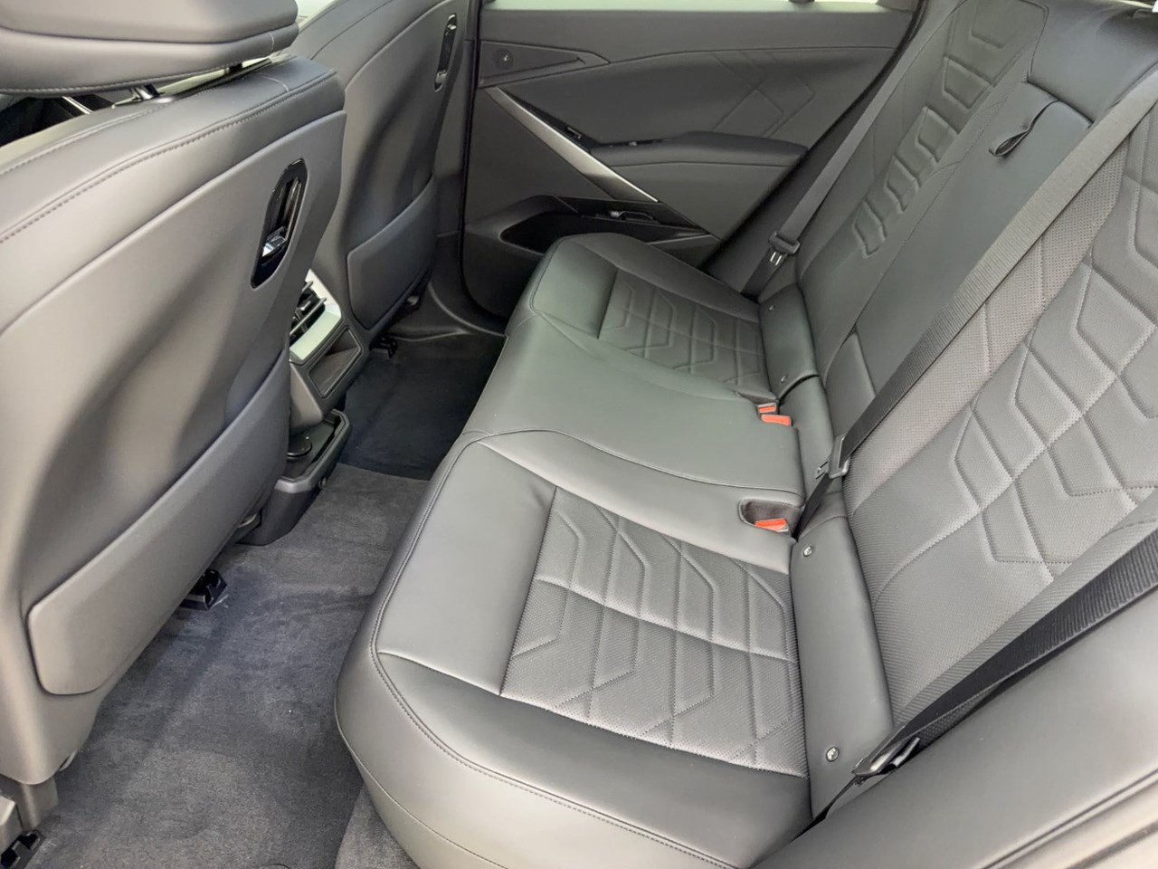New 2027 BMW X5 xDrive40i AWD/4WD image 25