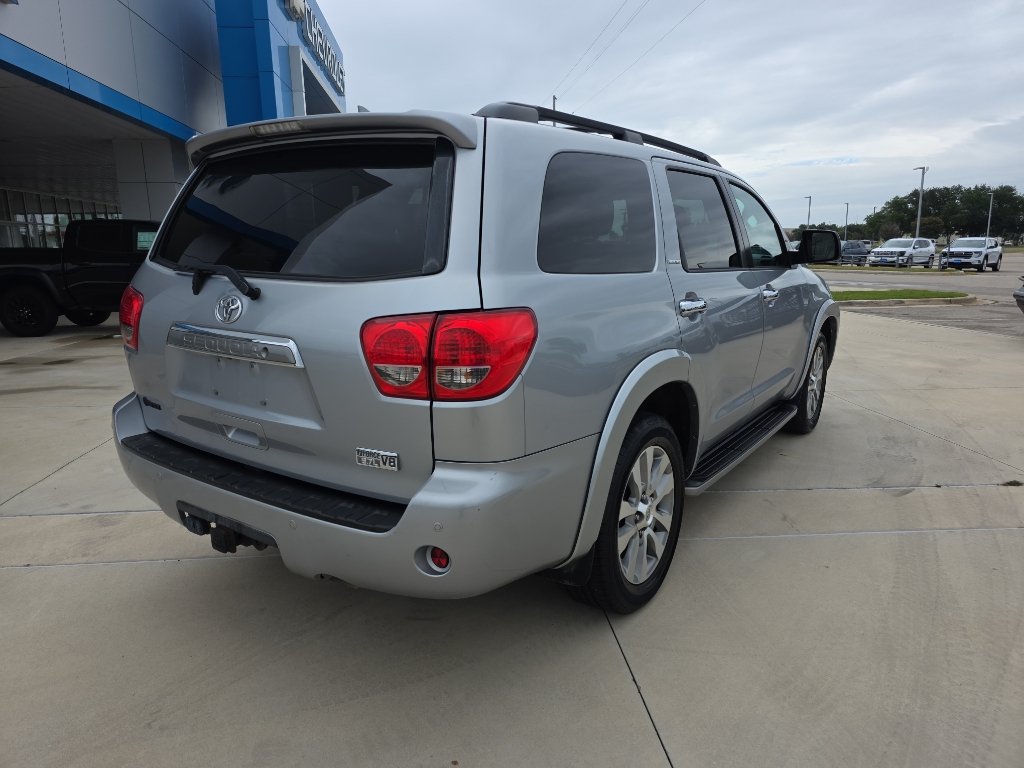 Used 2014 Toyota Sequoia Limited RWD image 20