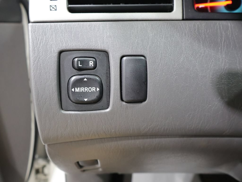 Used 2007 Toyota Solara SE FWD image 23