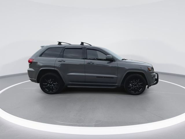 Used 2021 Jeep Grand Cherokee Laredo X RWD image 13