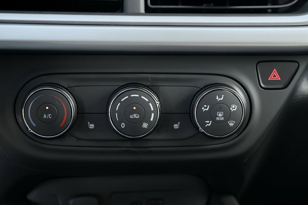 New 2026 Chevrolet Trax LS w/ LS Convenience Package FWD image 24