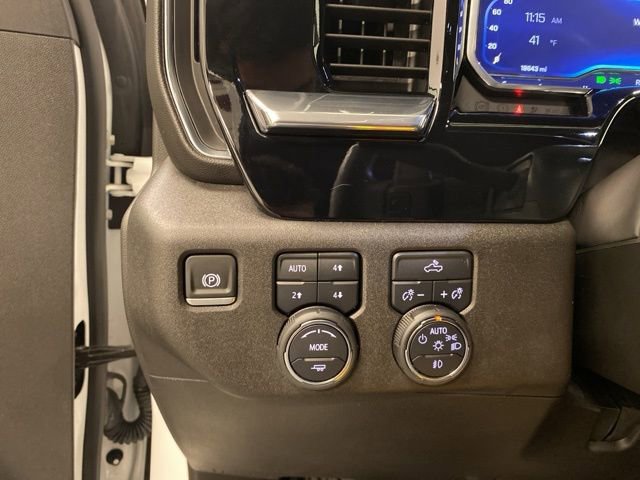 Certified 2024 Chevrolet Silverado 1500 RST AWD/4WD image 16