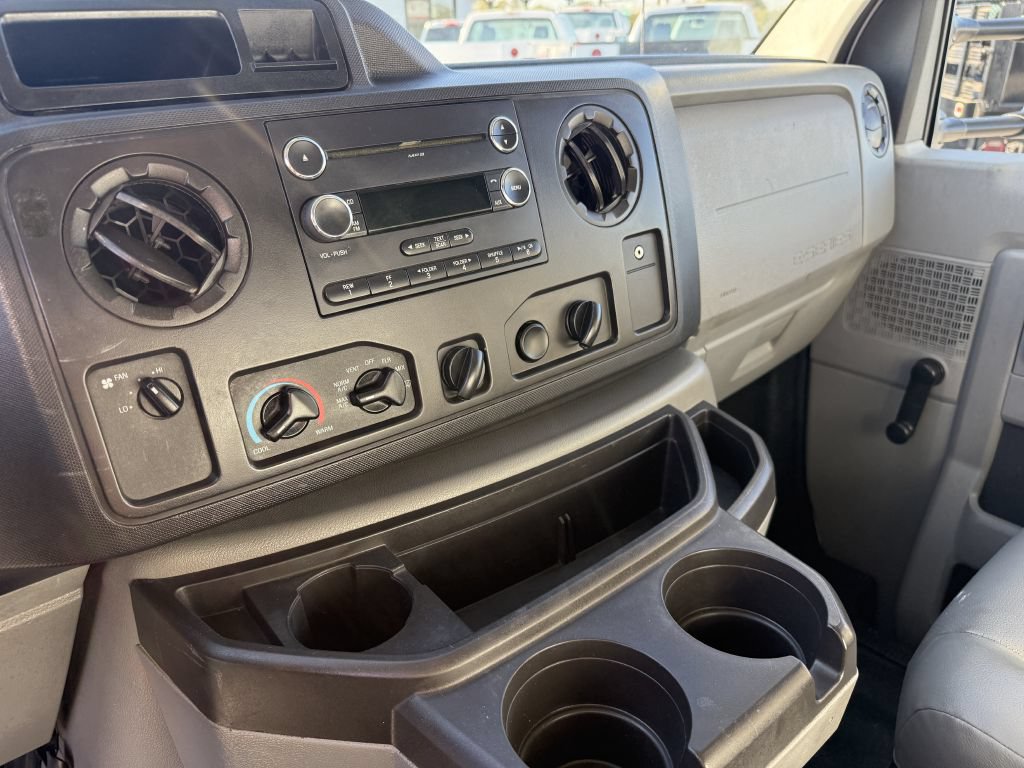Used 2013 Ford E-450 and Econoline 450 Super Duty RWD image 17