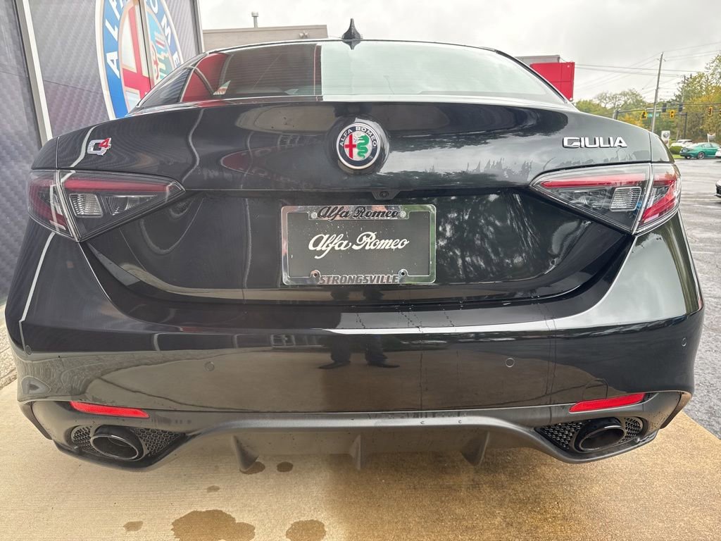 New 2025 Alfa Romeo Giulia AWD w/ Driving Assist Package image 6