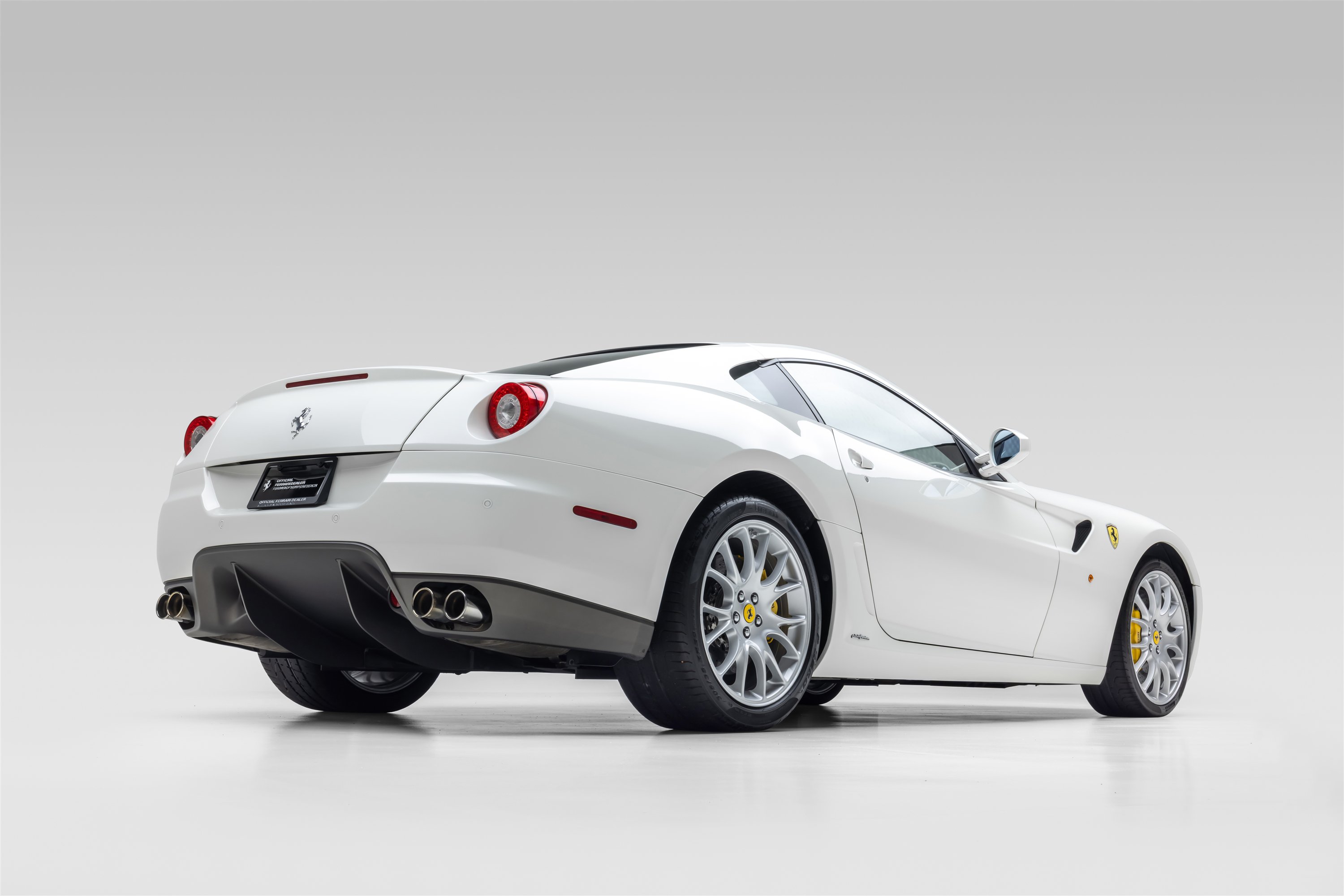 Certified 2010 Ferrari 599 GTB Fiorano RWD image 16