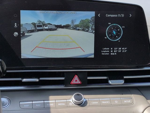Used 2025 Hyundai Elantra SEL FWD image 26