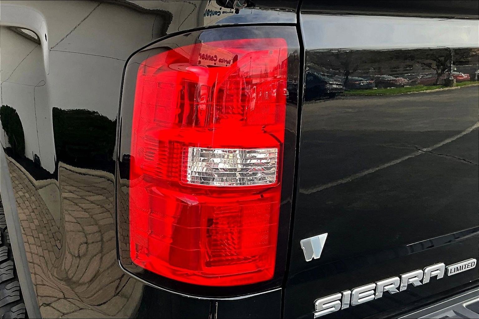 Used 2019 GMC Sierra 1500 SLE w/ SLE Value Package image 22