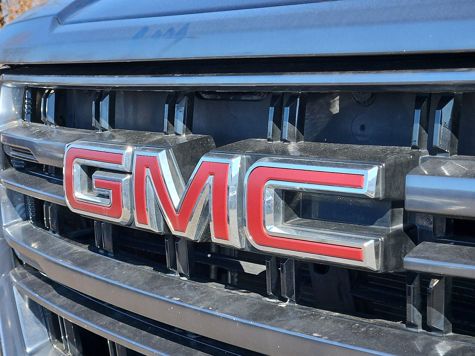 Used 2022 GMC Yukon AT4 image 32