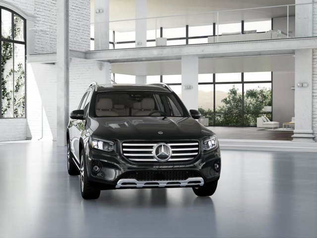 Used 2026 Mercedes-Benz GLB 250 4MATIC image 8
