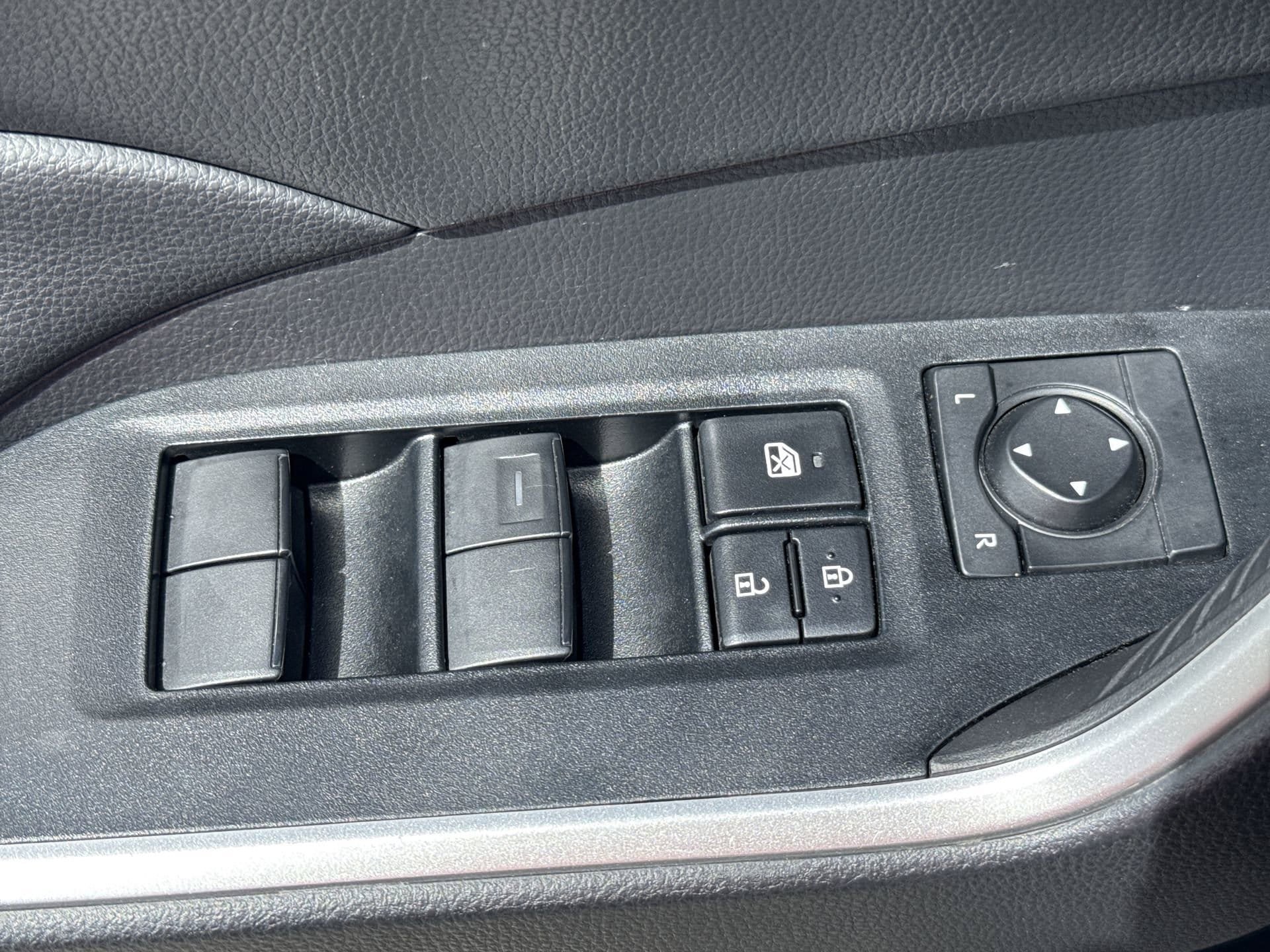 Certified 2025 Toyota RAV4 LE FWD image 15